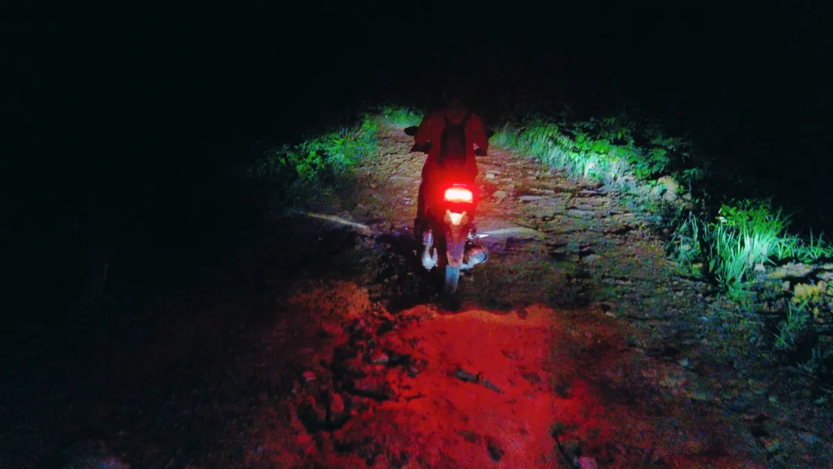 Chạy xe đêm tại Koh Rong